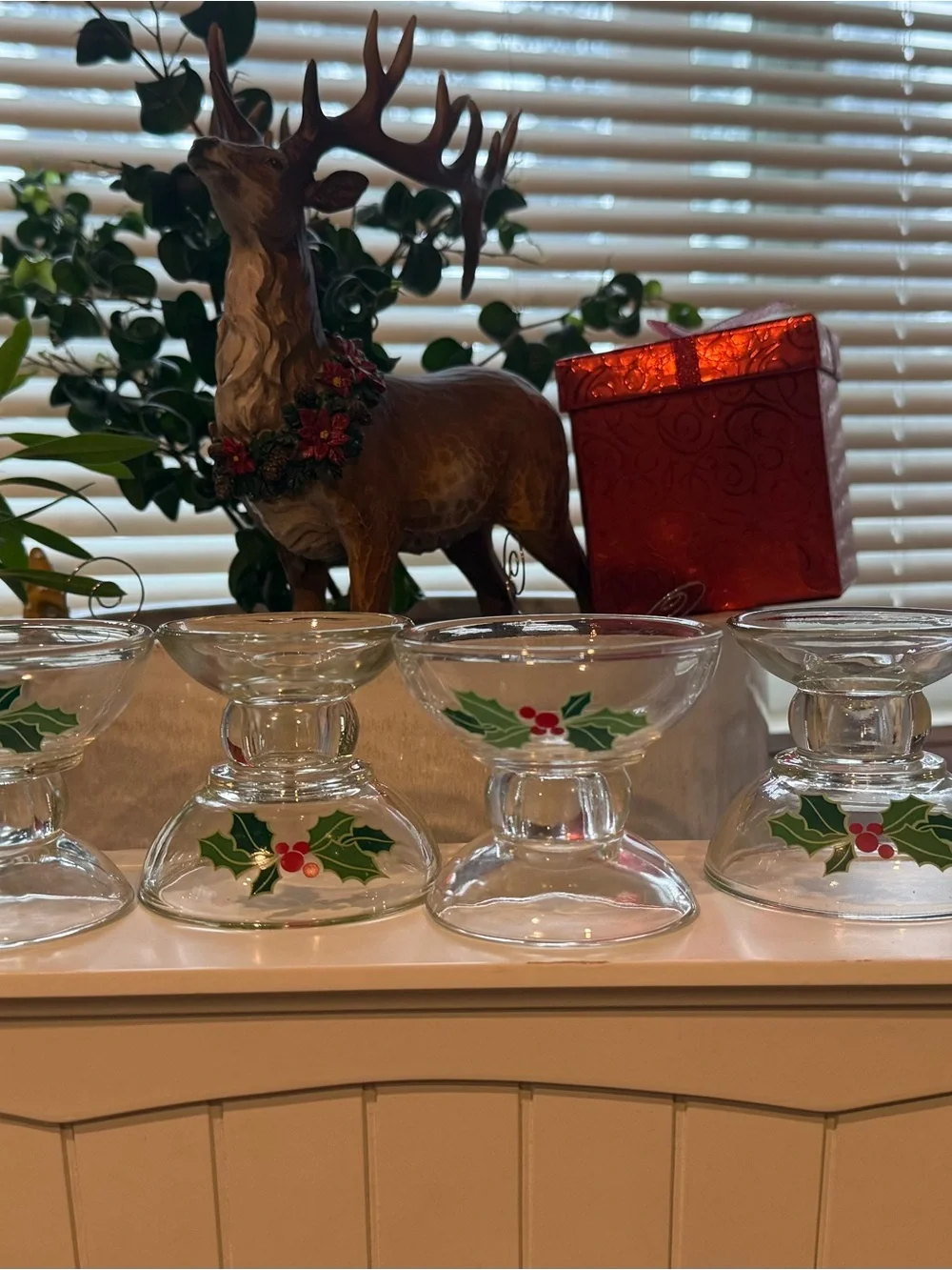 VTG Avon Reversible Holiday Holly Berry Glass Candlestick Holders Set of 6